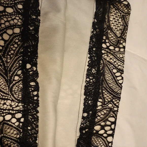 V Cristina brand black lace, nude lined. Wide leg pants sz 12 - Picture 6 of 8